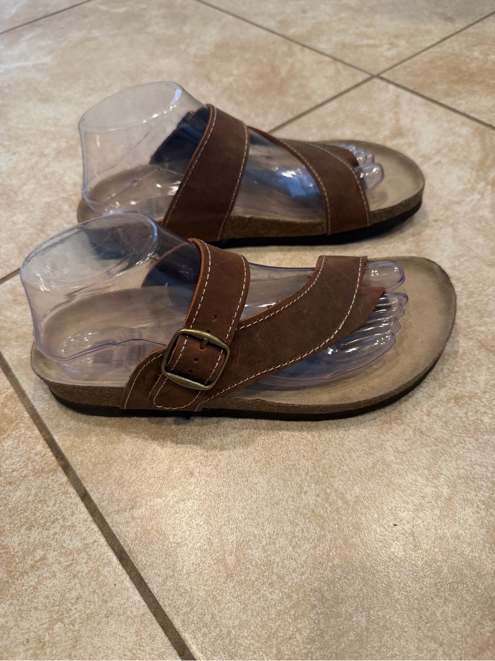 White Mountain Brown Women's Buckle Slide Sandals Sz 8 light wear